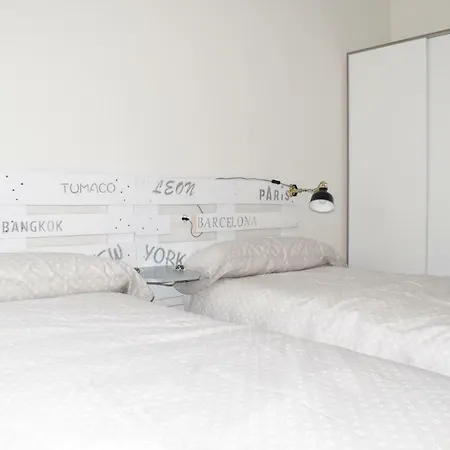 Διαμέρισμα Housingleon - Etheria 250m Barrio Humedo