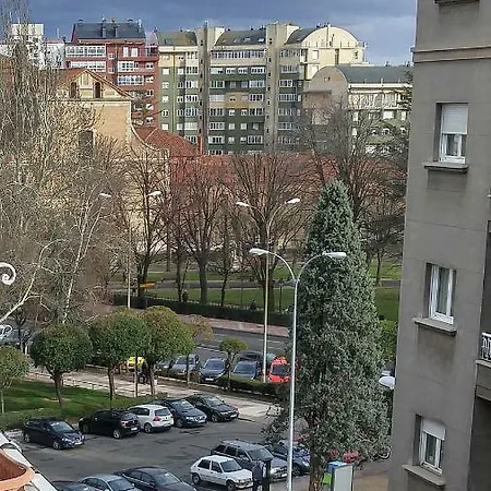 Διαμέρισμα Housingleon - Etheria 250m Barrio Humedo *