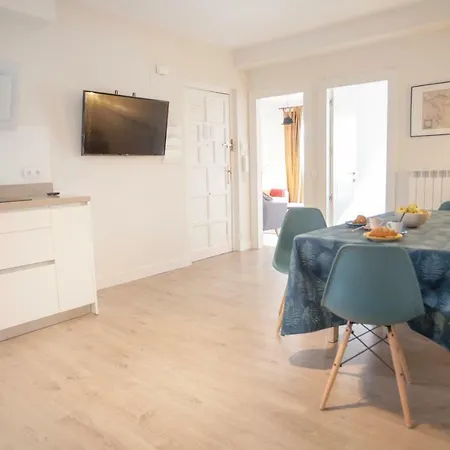 Housingleon - Etheria 250m Barrio Humedo León